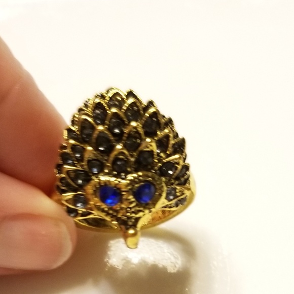HEDGEHOG RING GOLD Rhinestone Statement Ring - Picture 4 of 5